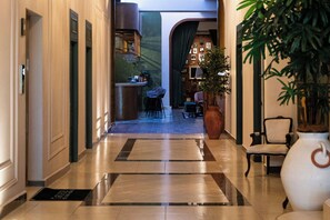 Lobby - City Centro by Marriott San Salvador (SAN SALVADOR)