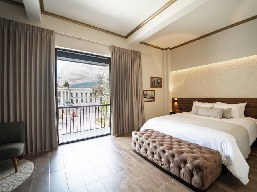 Superior Suite, 1 King Bed, City View | Hypo-allergenic bedding, down comforters, minibar, in-room safe