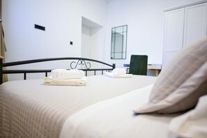 Apartment, Courtyard View | In-room safe, desk, blackout drapes, soundproofing - Luxury apartments White house (Sinj)