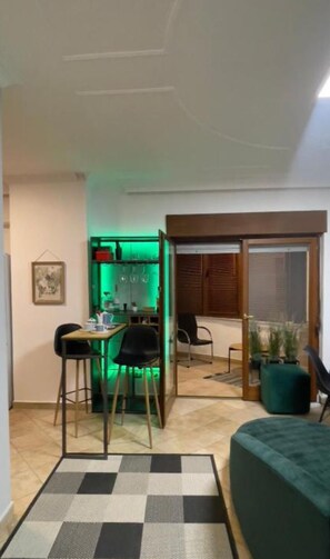 Interior - 2 minutes away from Tirana's center - 2 Bedroom Apartment (Tiranë)