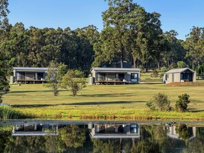 Exterior - Nine Hunters Estate - Resort-style escape you're sure to love (Lovedale)