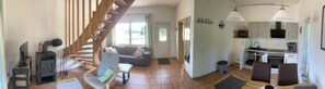 TV, fireplace, ping pong - Vacation home on special carp waters (Loppin)