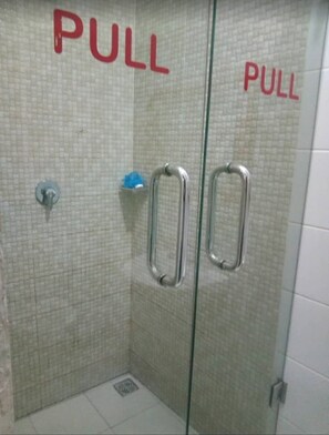 Bathroom - Henods Luxury  Suites (Lagos)