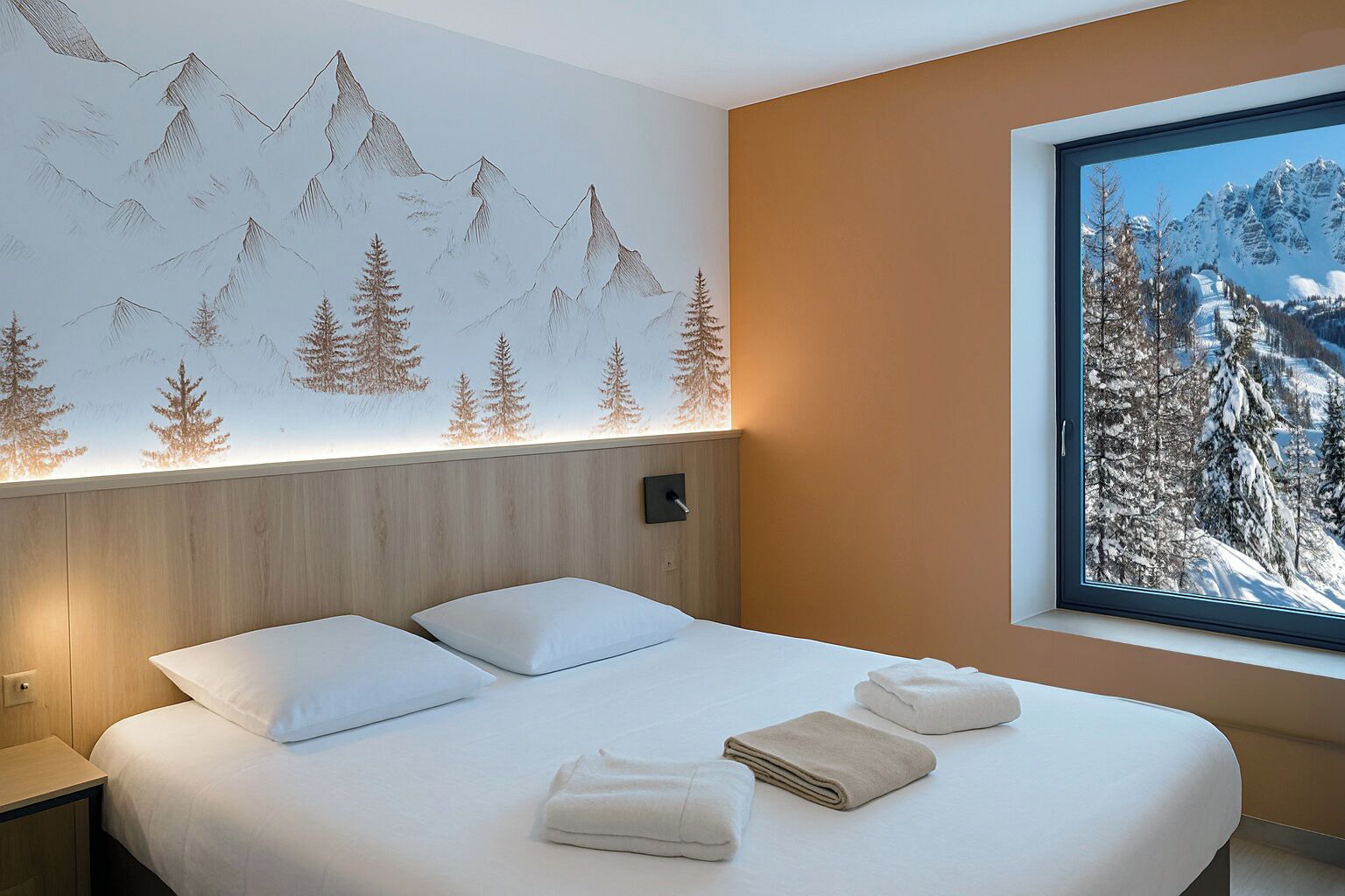 Standard-Doppelzimmer | Zimmersafe, kostenloses WLAN