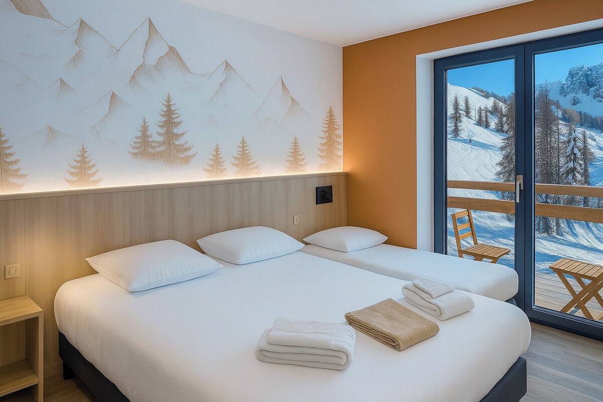 Superior-Dreibettzimmer, Balkon | Zimmersafe, kostenloses WLAN