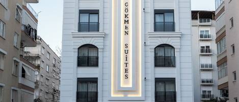 숙박 시설 정면