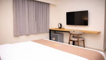 In-room safe, individually decorated, individually furnished, desk