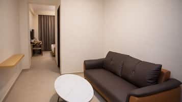 In-room safe, individually decorated, individually furnished, desk