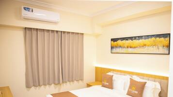 In-room safe, individually decorated, individually furnished, desk