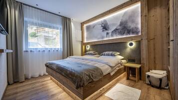 1 bedroom, WiFi (free), bed sheets