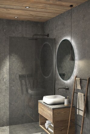Shower, bidet, towels - 121C - Dosplain Panoramic Apartments | Stevia (Santa Cristina Valgardena)
