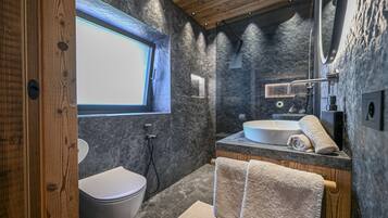 Dusche, Bidet, Handtücher