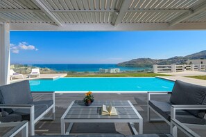 Pool - Villa Gaia in Lindos (Theotokos)