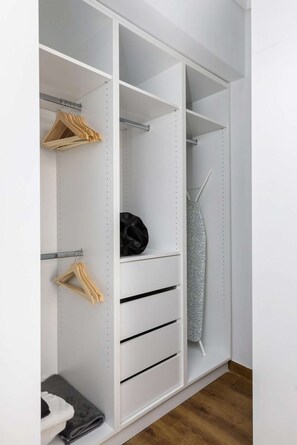 Interior - Aurora: Cozy apartment in the center of Thessaloniki (Thessaloniki)