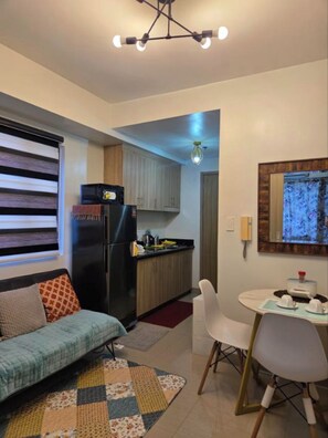 Dobbeltrom – standard, 1 soverom, byutsikt | Wi-fi (inkludert)