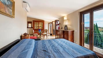 Een strijkplank/strijkijzer, wifi, beddengoed