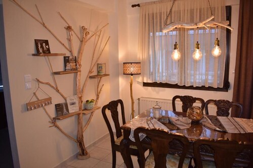 Stravos Platanos 
Διαμέρισμα στην παραδοσιακή γειτονιά του Στραβού Πλάτανου