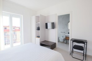 Accès Internet, draps fournis