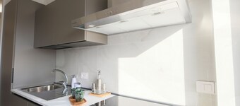 ARQO Apartments - Spacious Apartment with 2 Bathrooms and Courtyard View