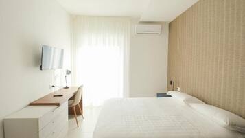 Internet, bed sheets