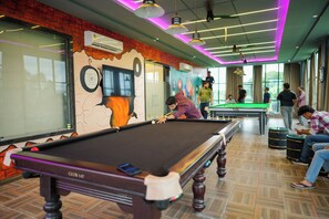 Game room - The carnation mound (Rishikesh)
