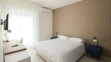 Internet, bed sheets