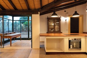 Four, plaque de cuisson