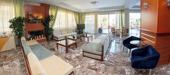 Hotel Ena - Stylish Mountain View Suite with Pool