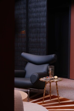 Basic Single Room | Interior - Pudong airport W9 hotel Shanghai (Shanghai)