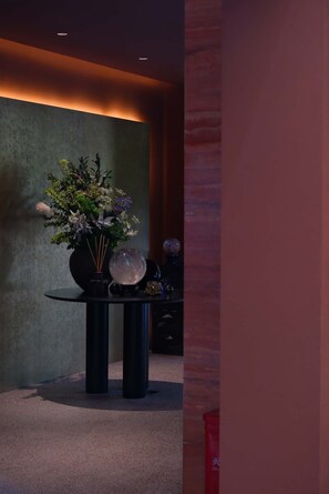 Basic Single Room | Interior - Pudong airport W9 hotel Shanghai (Shanghai)