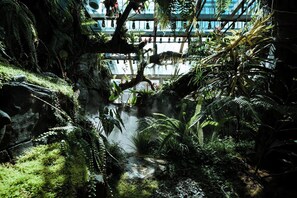 View from property - Dali Shanshuijian No.5 Courtyard Villa Garden Resort Hotel (Dali)