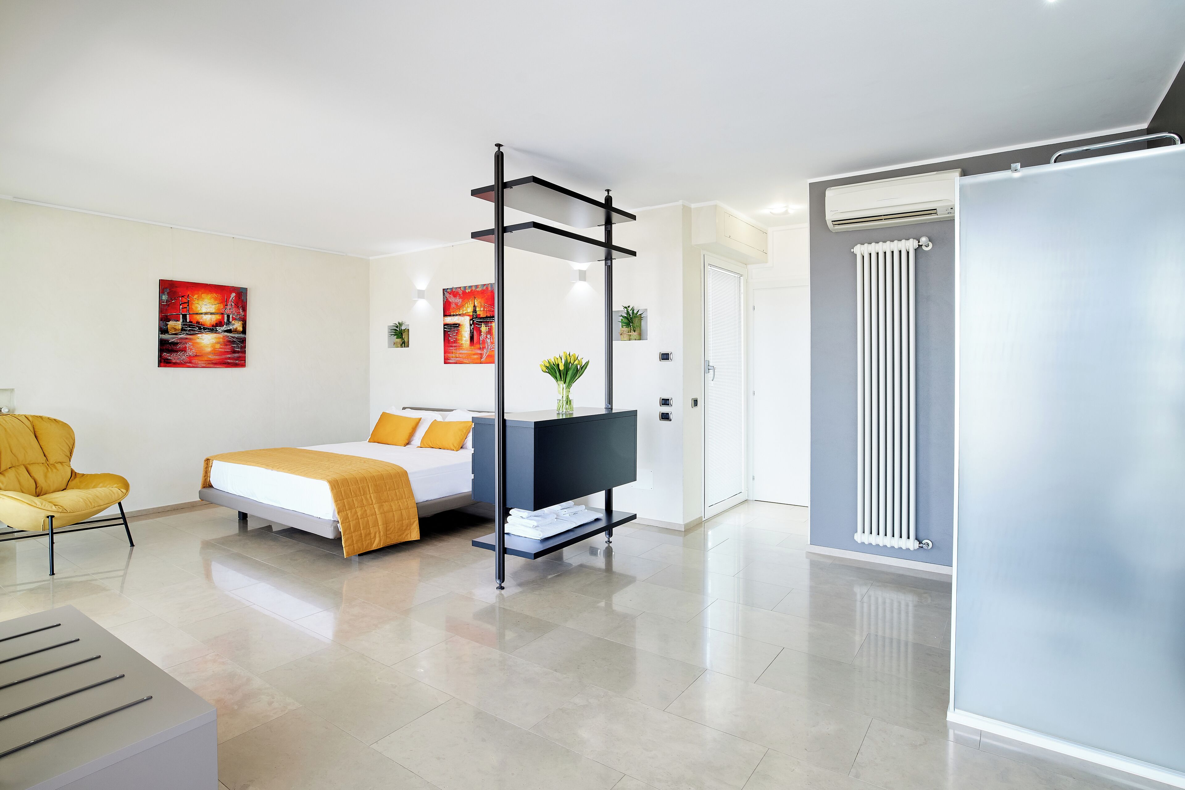 Leilighet, spabadekar, utsikt mot innsjø | Lydisolert, strykejern/-brett og wi-fi (inkludert)