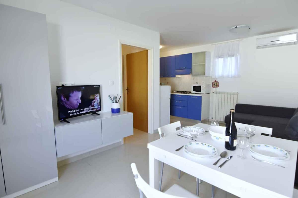 公寓, 1 間臥室, 庭院, 花園景觀 | 客廳