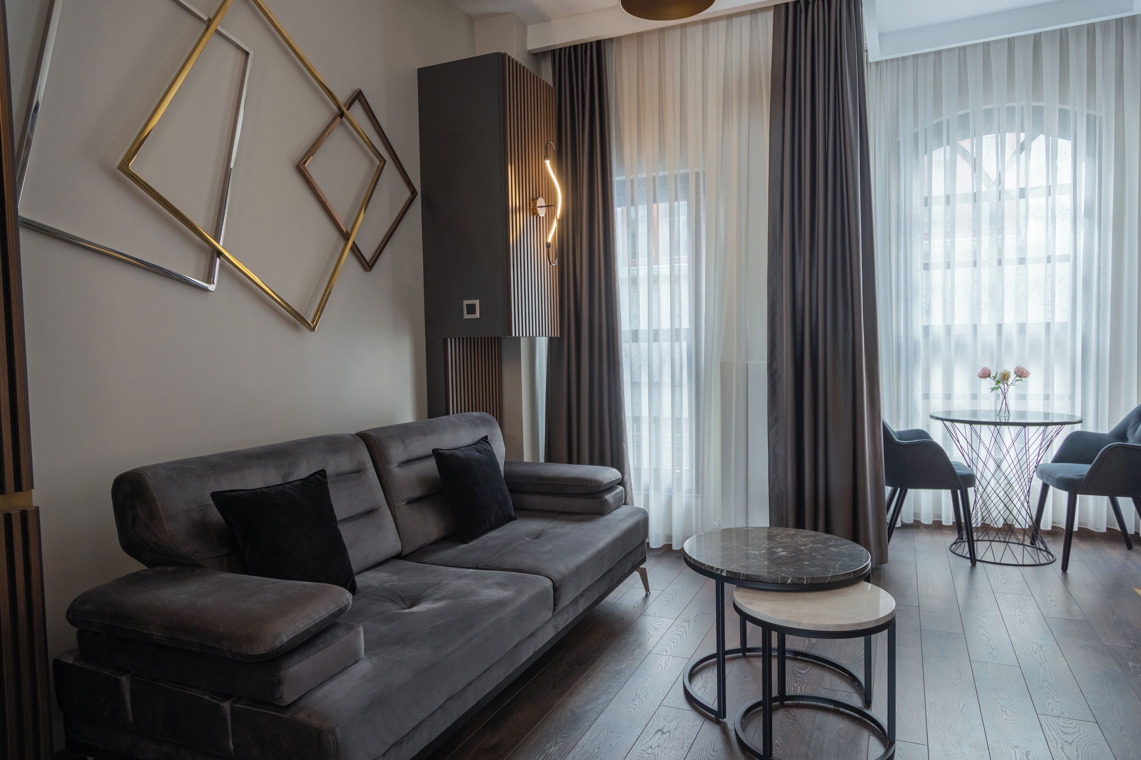 Phòng Suite Superior, quang cảnh biển | Màn/rèm cản sáng, phòng cách âm, bàn ủi/dụng cụ ủi quần áo 