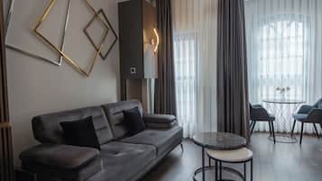 Blackout curtains, soundproofing, iron/ironing board, free WiFi