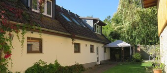 Quiet apartment ELSTER on the lovingly renovated Cleo's Hof on the Müritz
