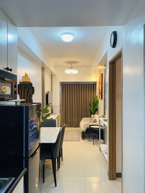 Standard Room, 1 Bedroom | Free WiFi - Shore 3 Residences (Pasay)