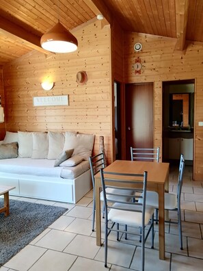 Interior - Guest Room "Le Chalet" with Private Terrace, Wi-Fi, and Air Conditioning (Gras)