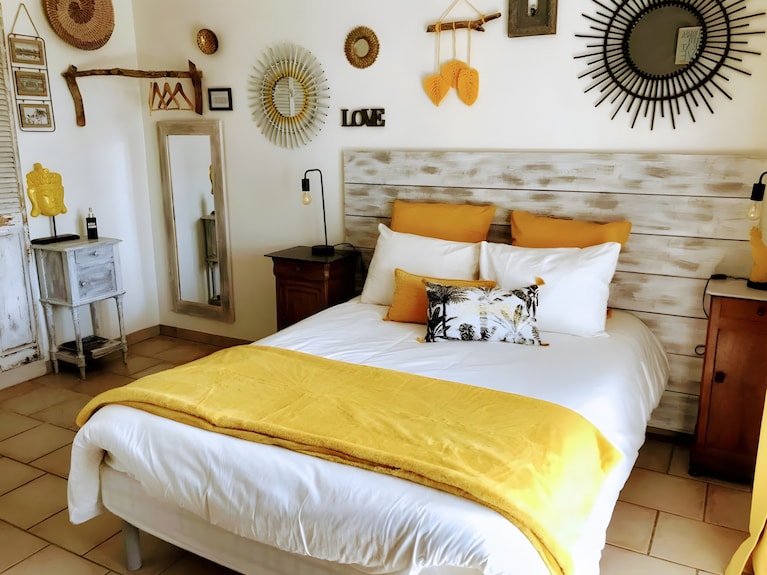 Chambre Dhôtes « Wasaï » Avec Terrasse Privée, Wi-fi Et Climatisation - Bourg-Saint-Andéol