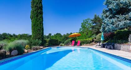 Bed & Breakfast 'Les Issignols' mit Bergblick, WLAN und Klimaanlage