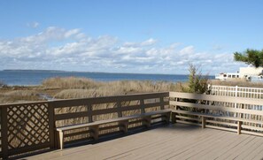 Terrace/patio - Makai 206: Bright, Updated Condo, Hotel Amenities, Next Door to Convention Center (Ocean City)