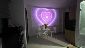 Studio, balkon | Interior