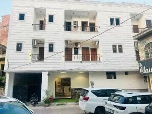 Deluxe Double Room | Exterior