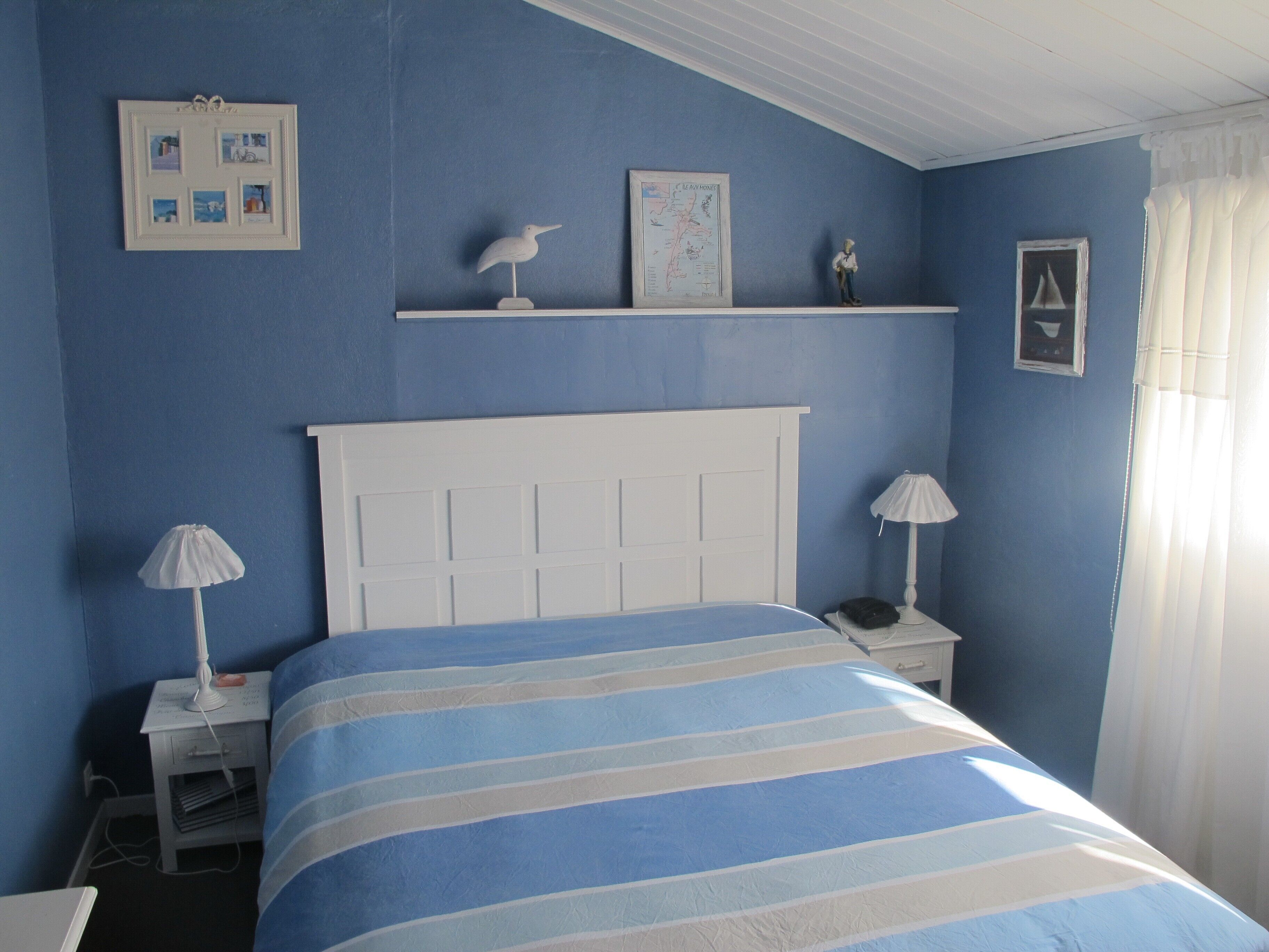 Tabla de planchar con plancha 