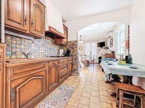 Fridge, microwave, oven, dishwasher - Le Racine by Interhome (Roquebrune sur Argens)