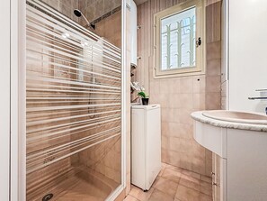 Towels - Le Racine by Interhome (Roquebrune sur Argens)
