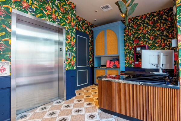 Hotel Casa Canita - Miami, FL