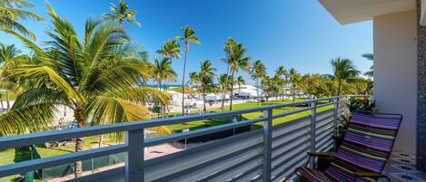 Apartment, Meerblick (Spacious Suite) | Balkon