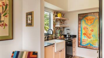 Hotel | Spacious Ocean View Suite | Private kitchen