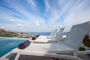Pool - Vrachos Villa in Lindos (Theotokos)
